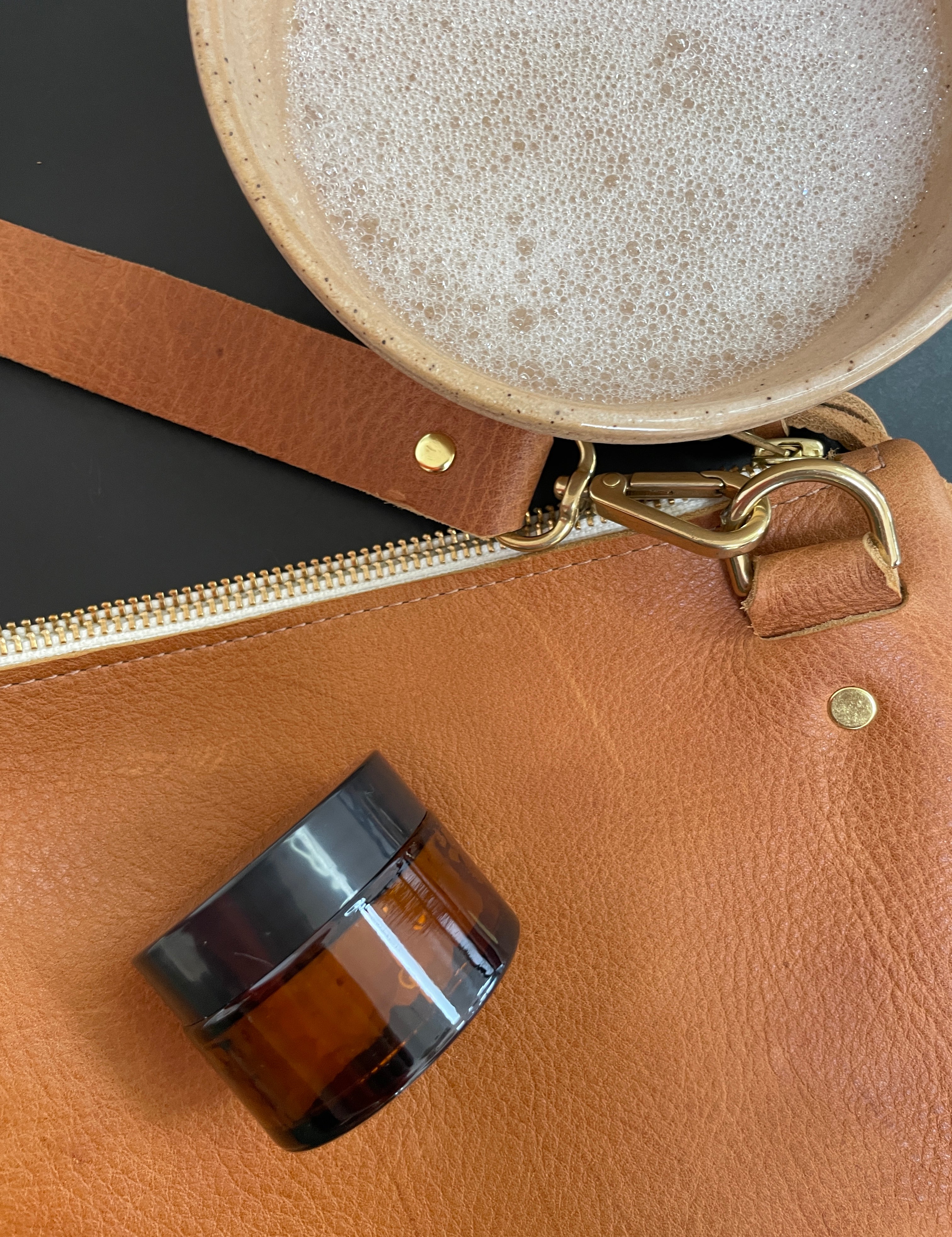 REVIVE YOUR LEATHER: EASY TIPS FOR CLEANING YOUR FAVOURITE BAG