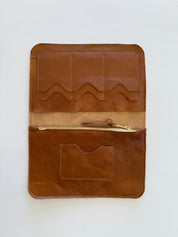 IVY LEATHER CLUTCH WALLET | CARAMEL