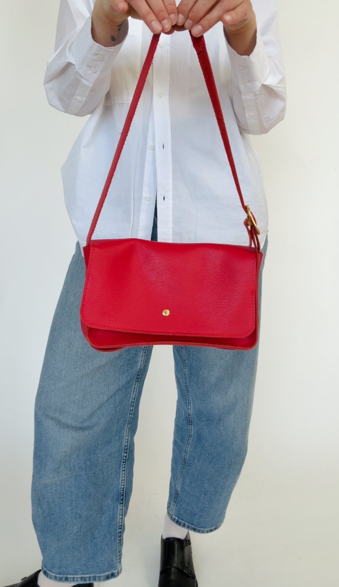 MOLLY CROSSBODY BAG | STRAWBERRY