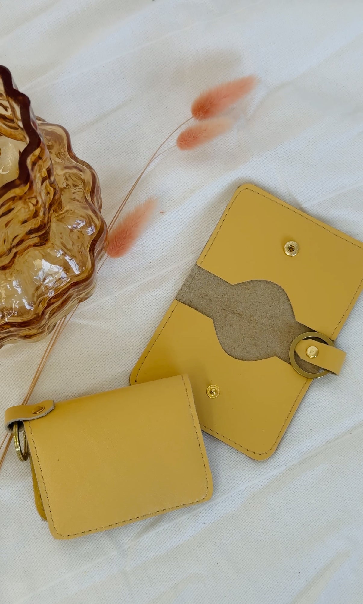 DÓRA LEATHER WALLET | BUTTER YELLOW
