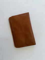 IVY LEATHER CLUTCH WALLET | CARAMEL