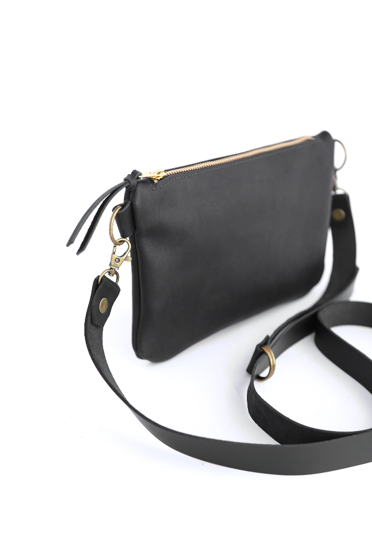 Leather Essential Bag Leather Bag - handcrafted by Market Canvas Leather in Tofino, BC, Canada