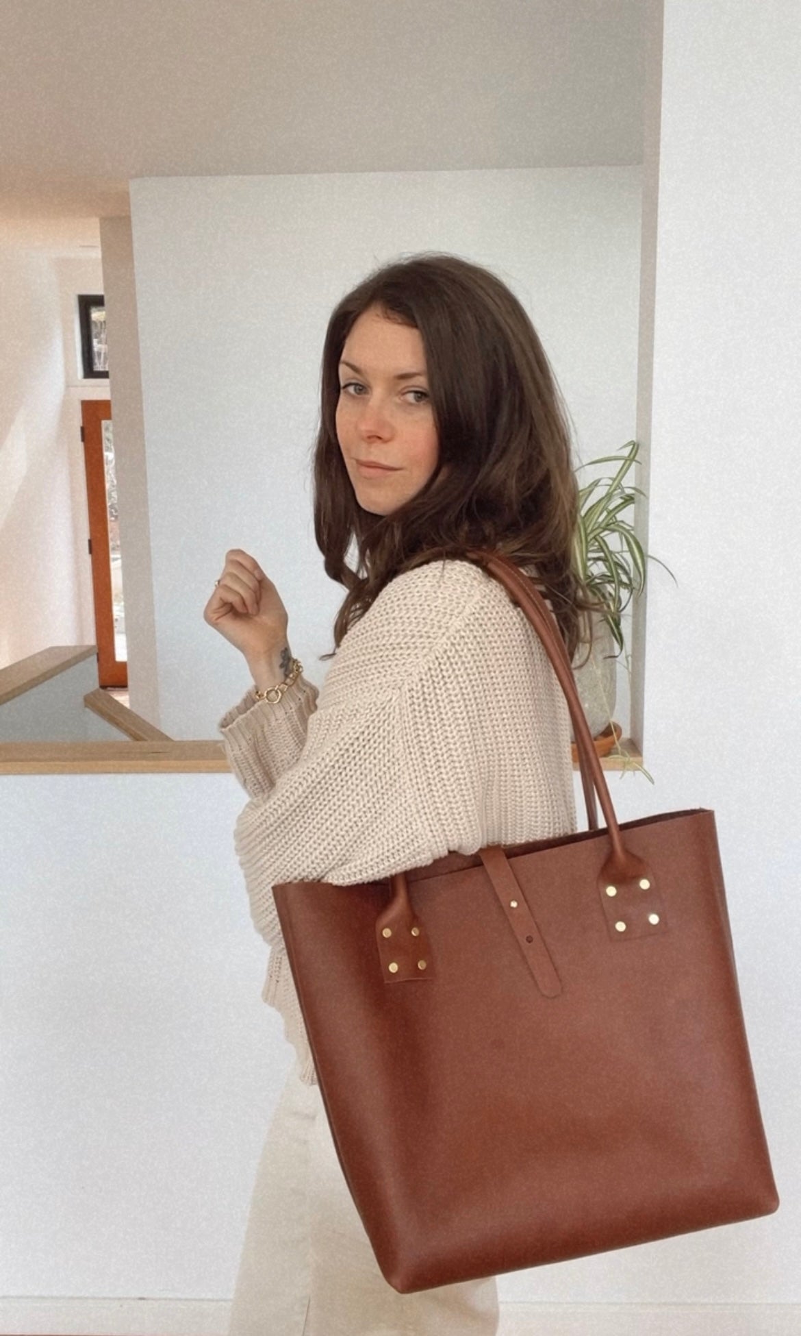 Refined Tote in Brown Leather Bag - handcrafted by Market Canvas Leather in Tofino, BC, Canada