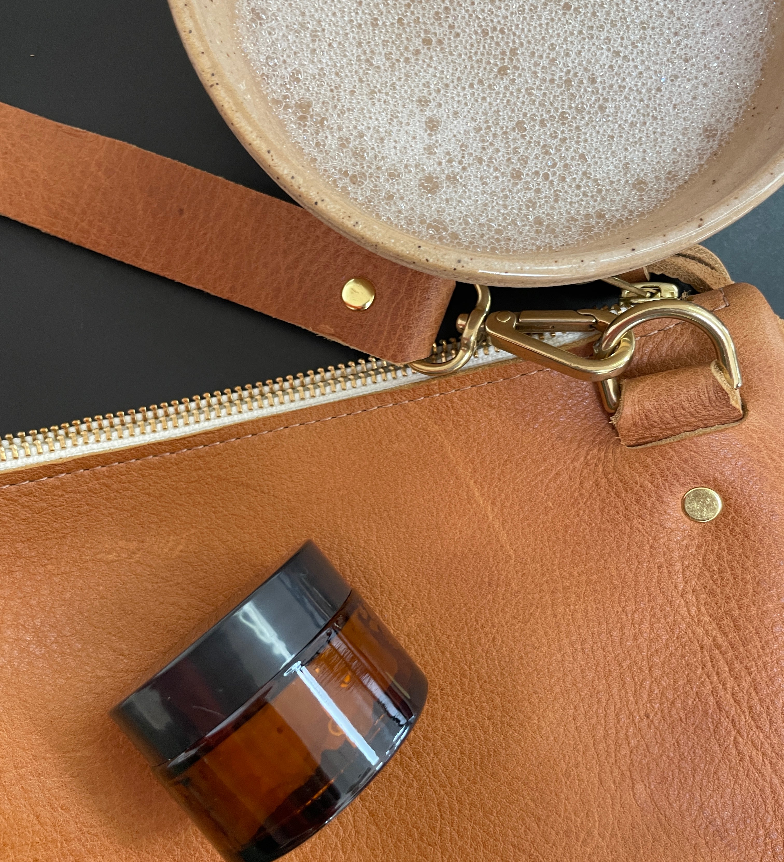 REVIVE YOUR LEATHER: EASY TIPS FOR CLEANING YOUR FAVOURITE BAG