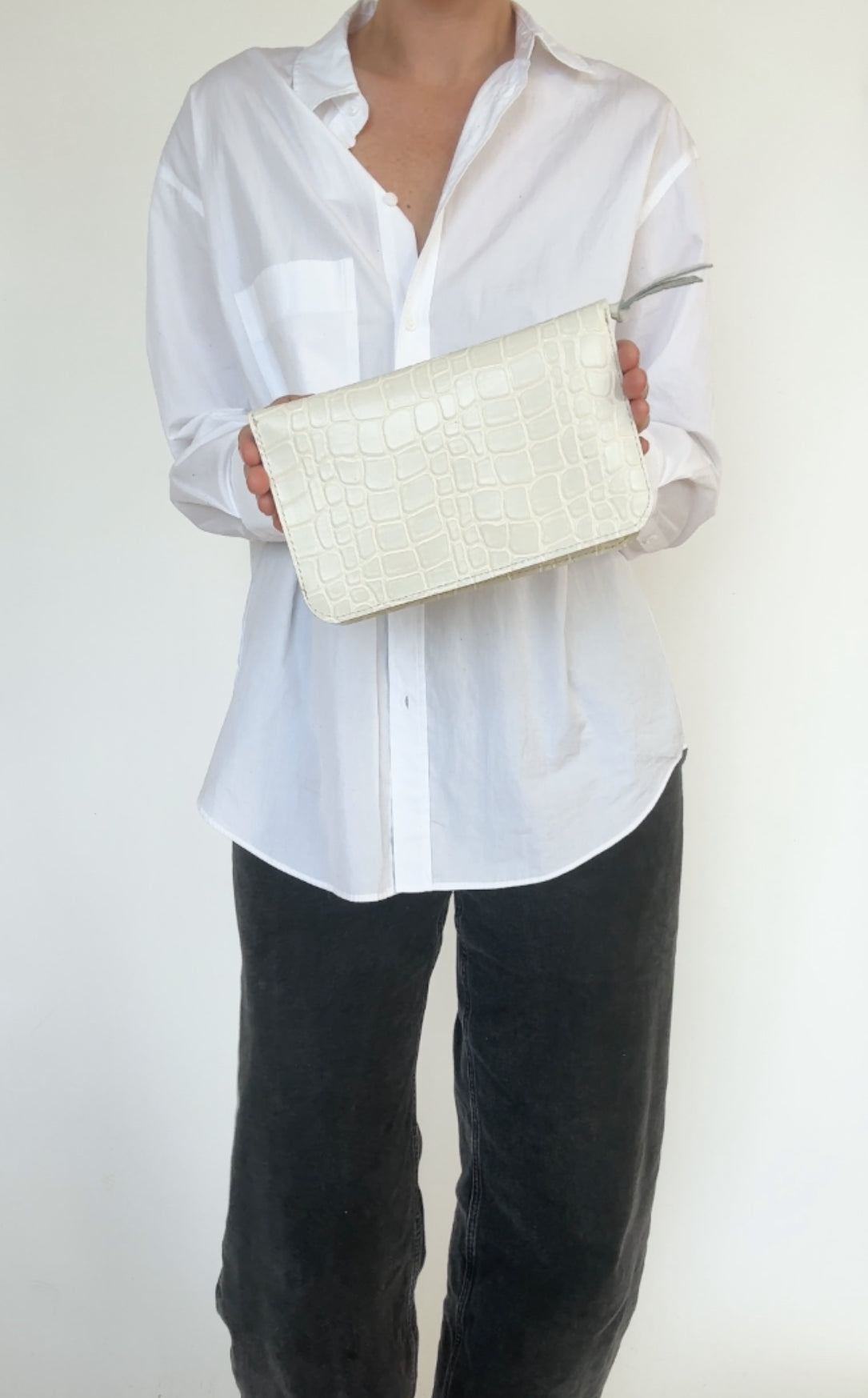 IVY LEATHER CLUTCH WALLET | CREAM CROC