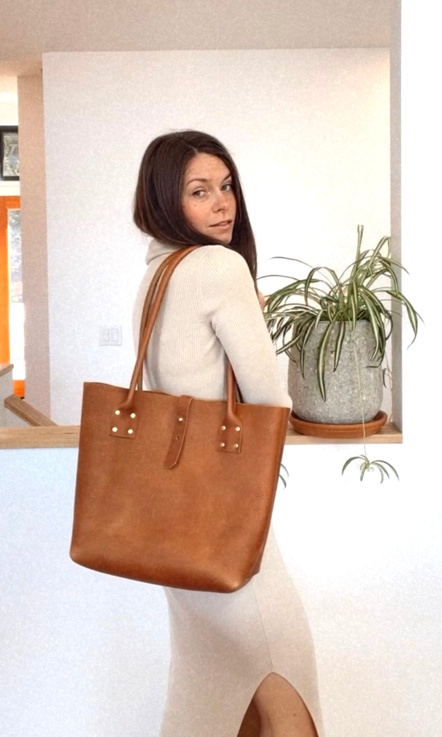 Leather Refined Tote Leather Bag - handcrafted by Market Canvas Leather in Tofino, BC, Canada